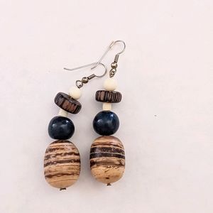 FREE w/bundle Vintage handmade wooden earrings
